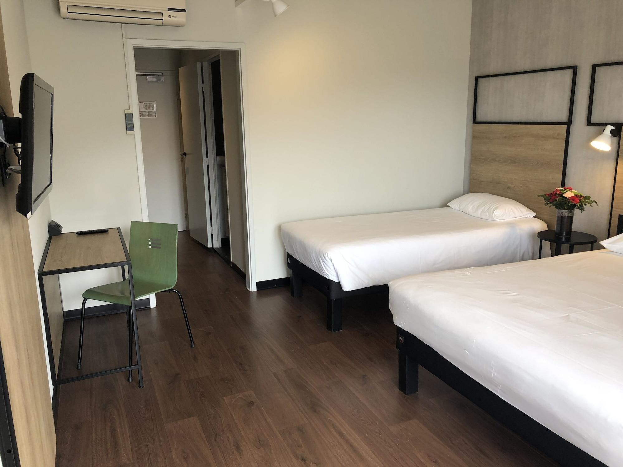 Ibis Centre Millau Hotel Екстериор снимка