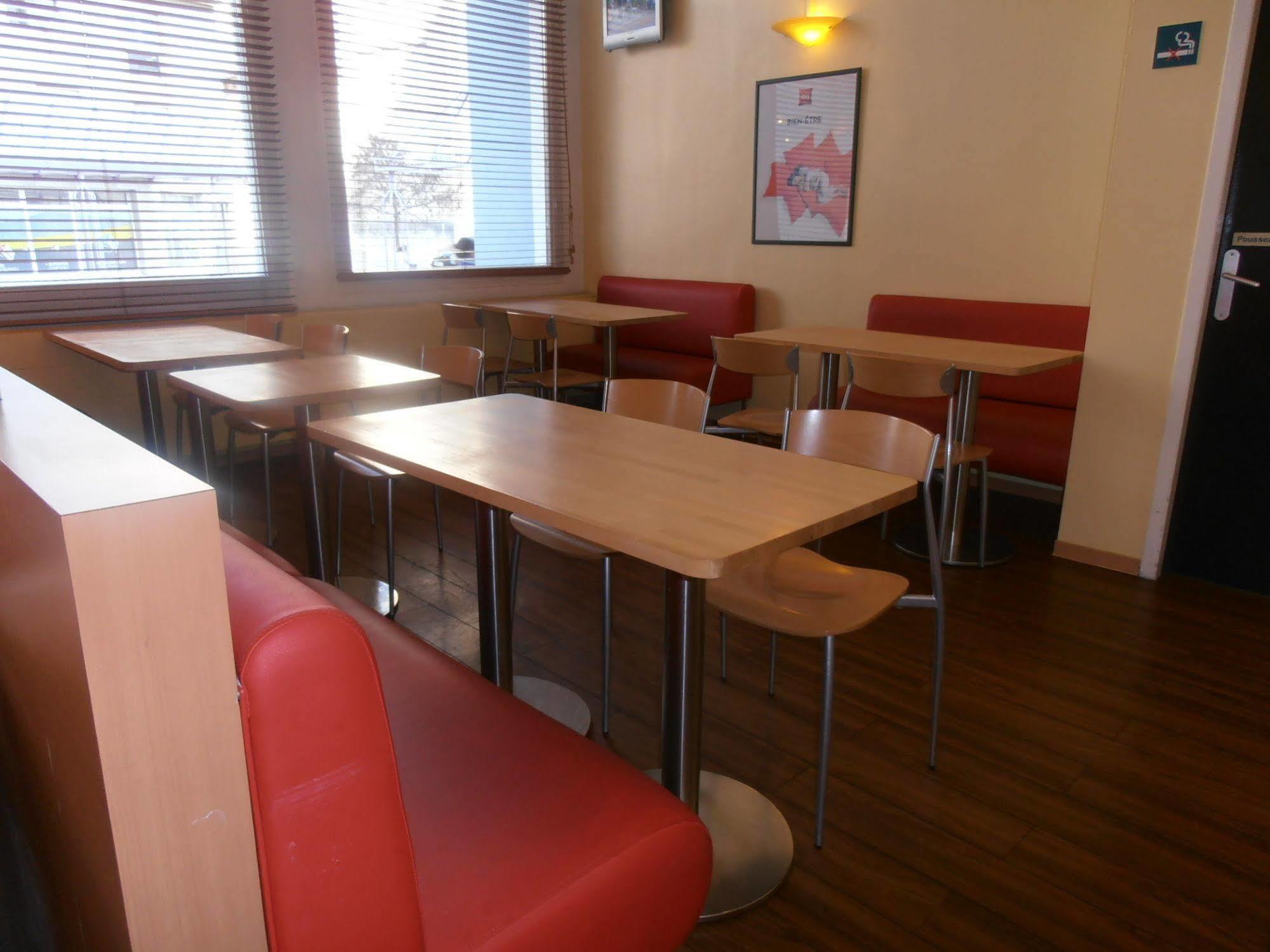 Ibis Centre Millau Hotel Екстериор снимка